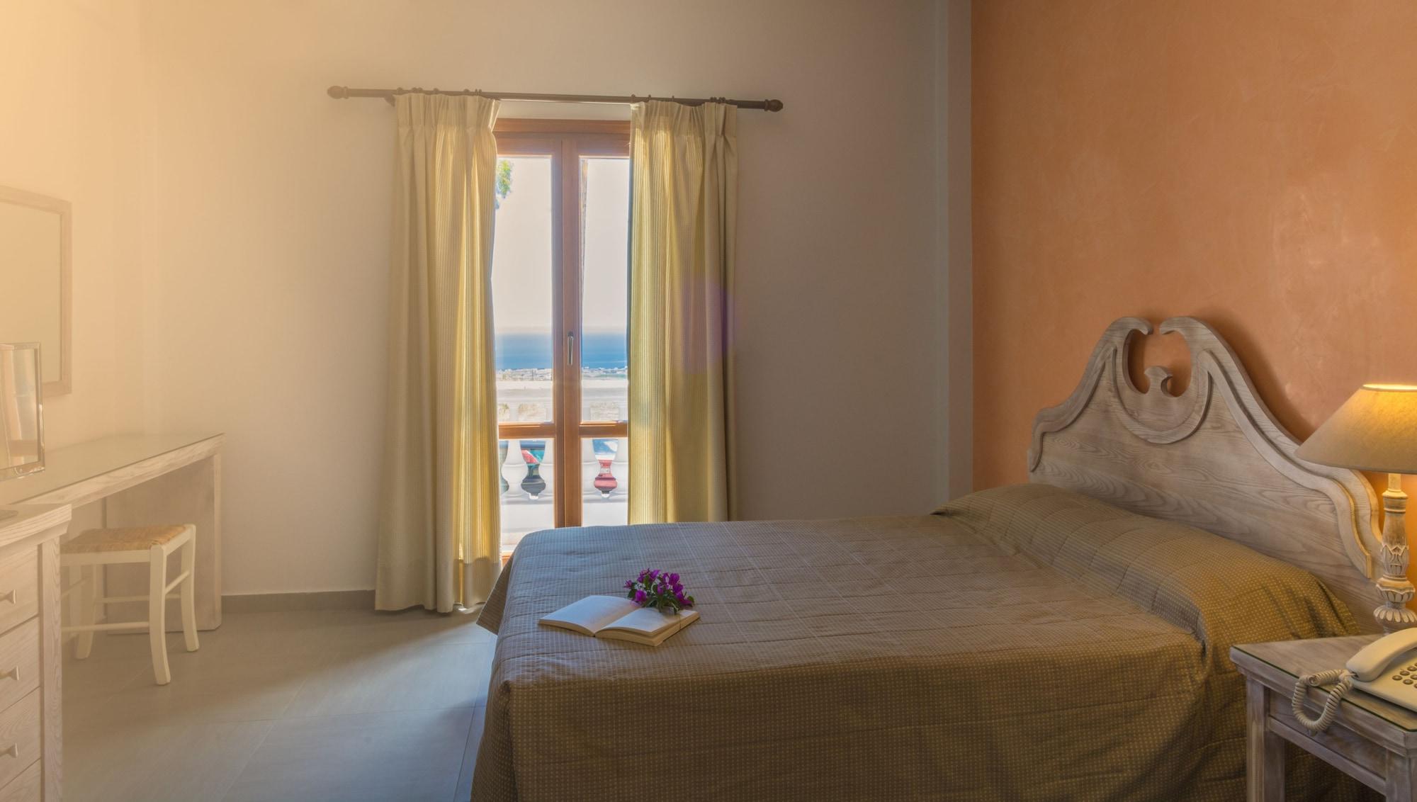 Hotel Sunrise Тира Экстерьер фото
